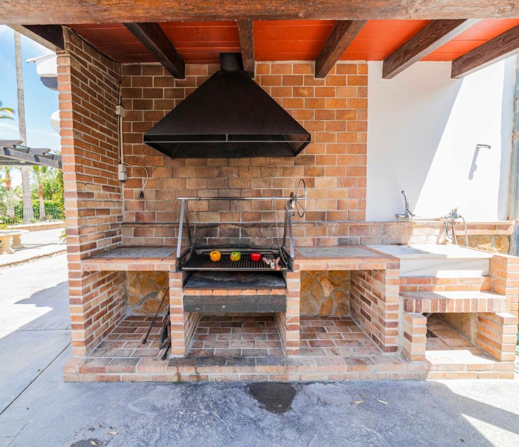 Sunset / Tirenet Villa